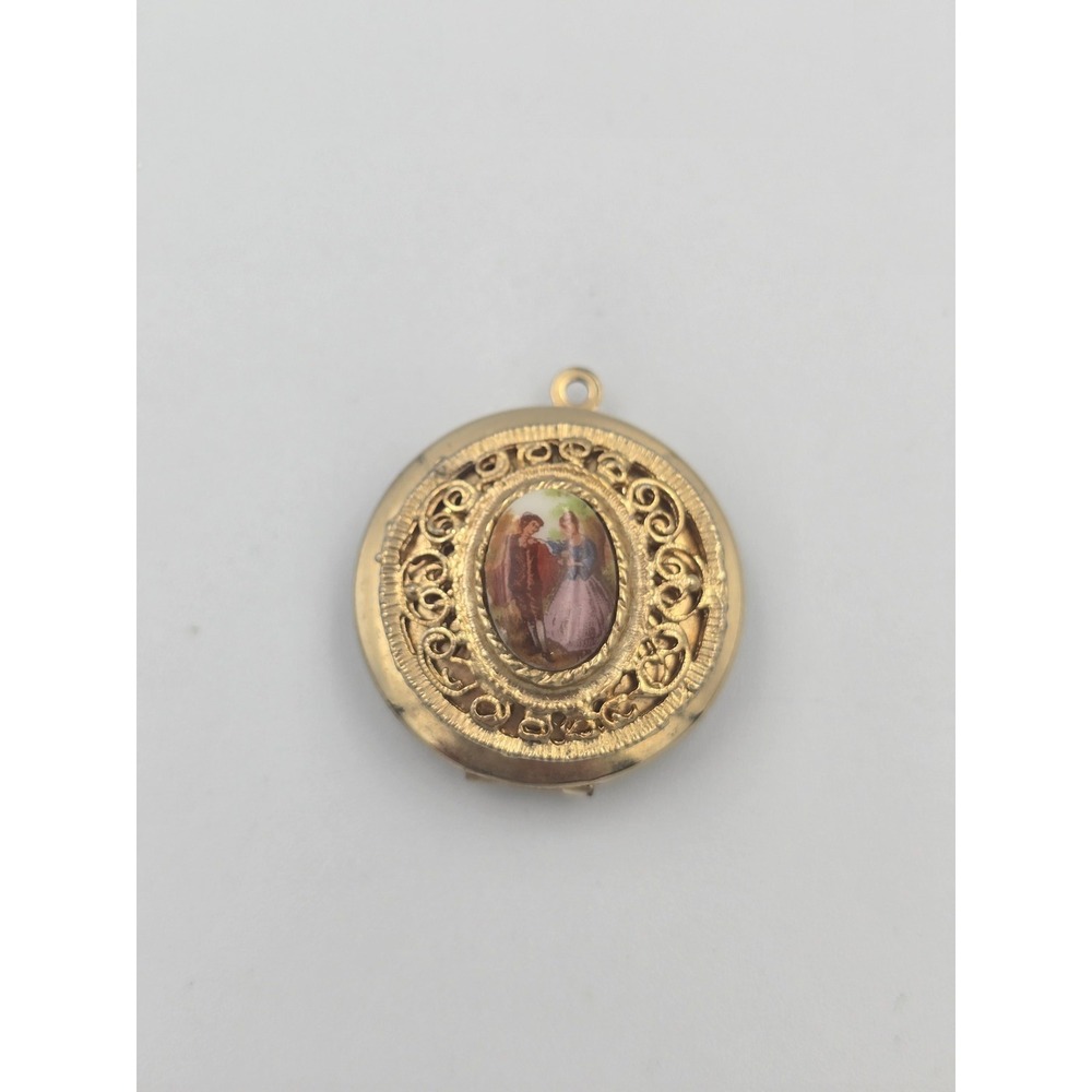 Vintage Locket Fragonard Cameo Courting Couple Gold Tone Pendant - Picture 4 of 8